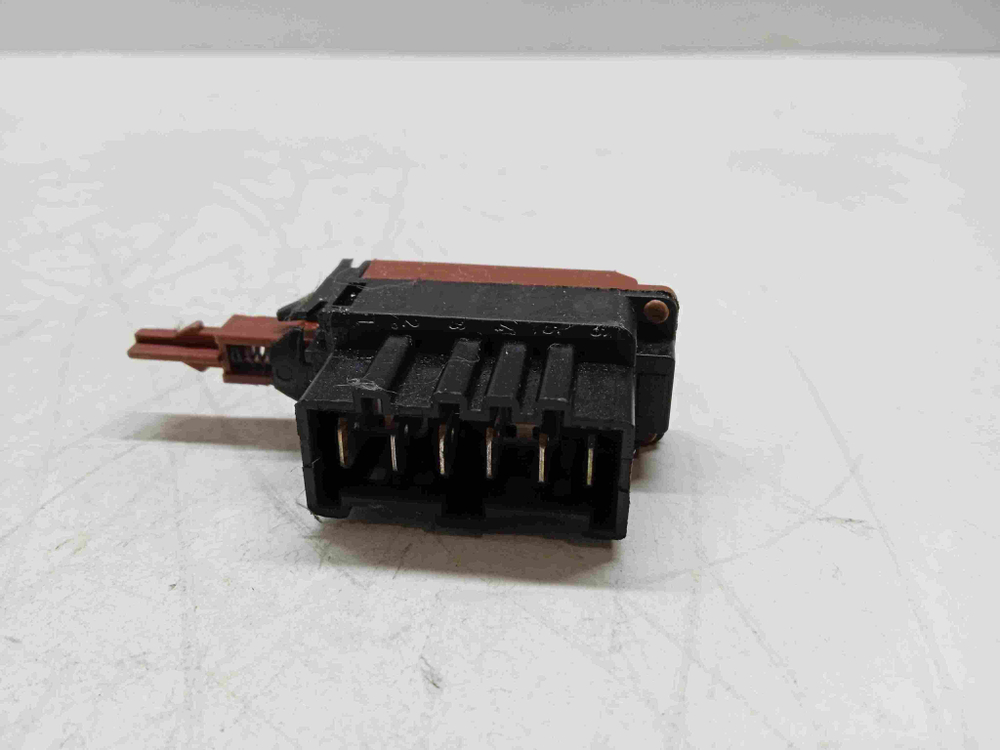 EWS1046 кт271 Сетевая кнопка для стиральной машины Electrolux EWS1046 б/у