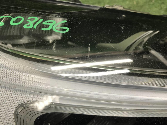 Фара правая Volvo XC60 2 (2017-2021) LED