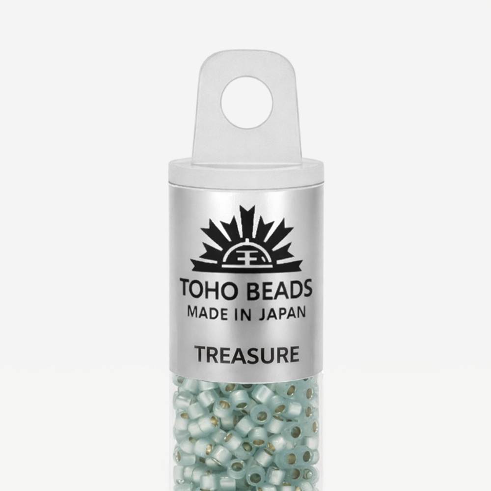 Японский бисер TOHO Treasure (№PF2116), опаловый, полупрозрачный глянцевый