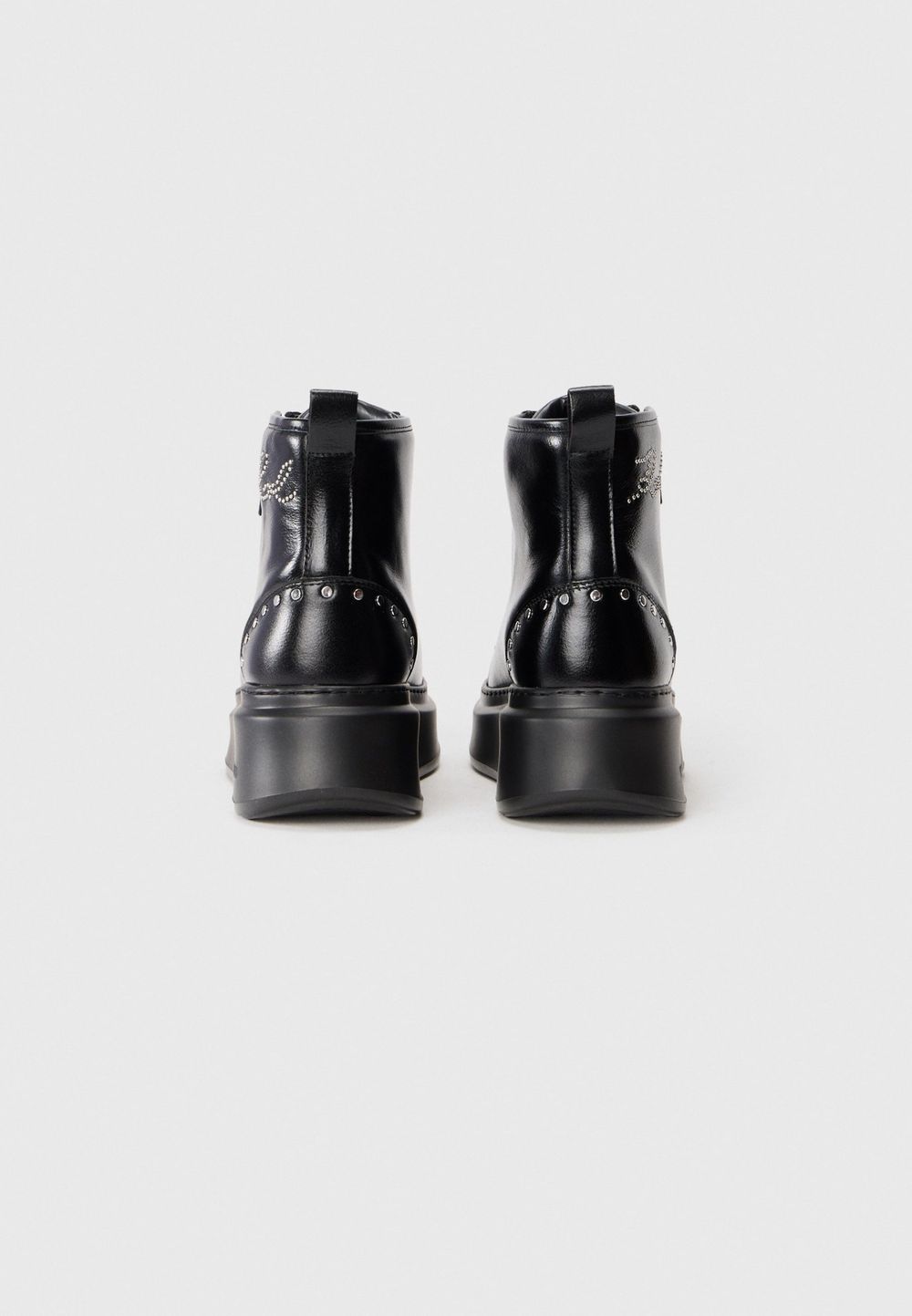 Ботинки женские Karl Lagerfeld ANAKAPRI