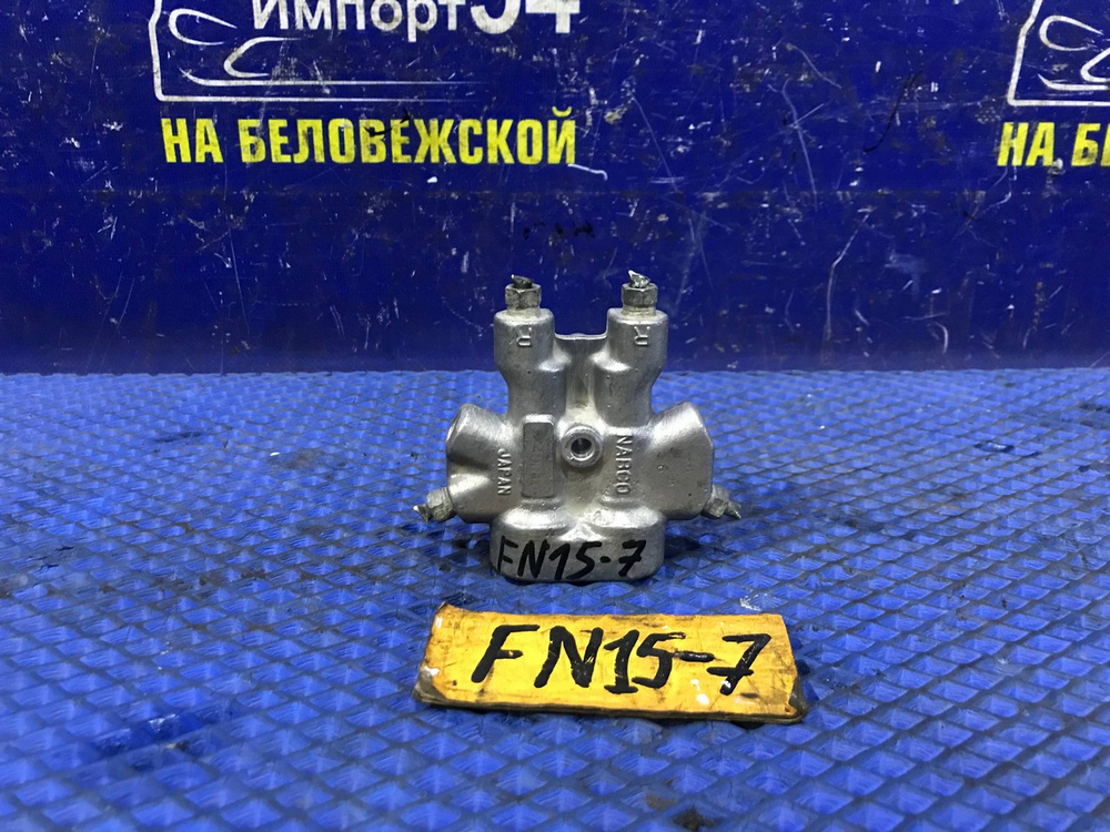 Распределитель тормозной NISSAN PULSAR 2000