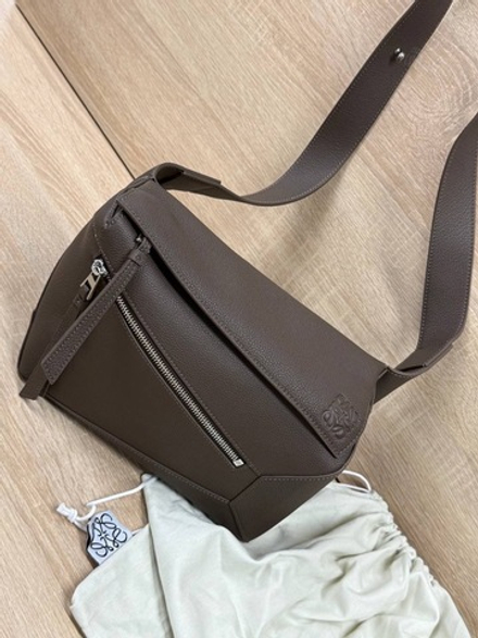 Нагрудная сумка Loewe