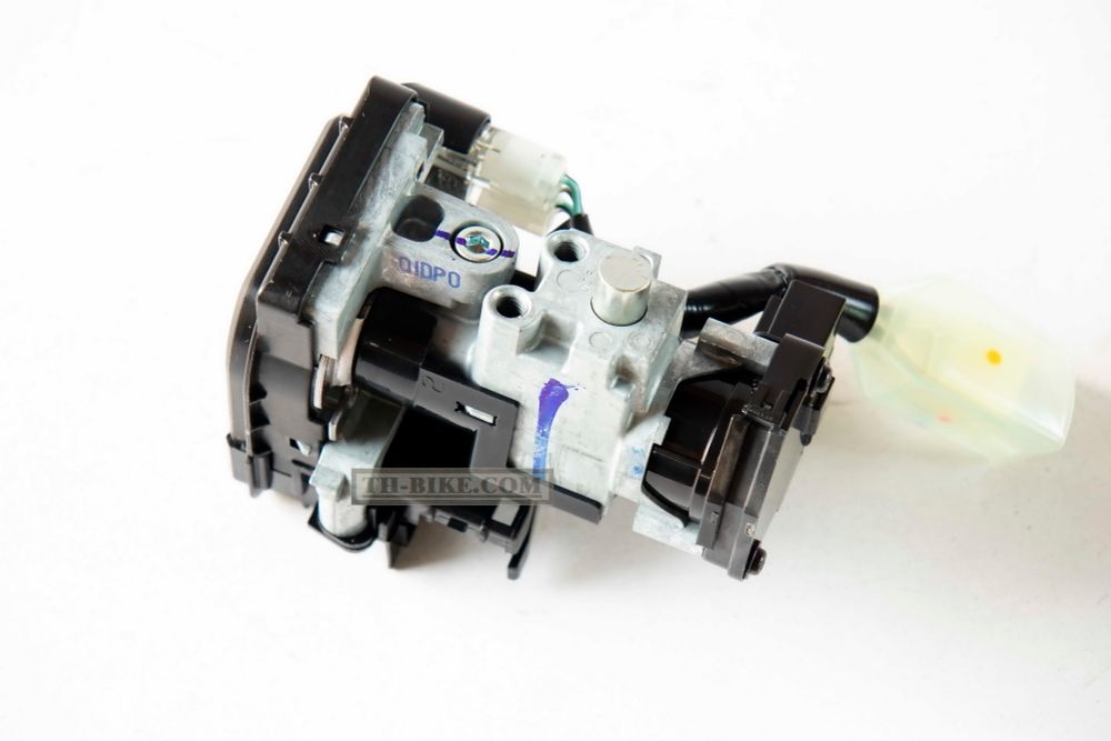 35100-K35-V11. SWITCH ASSY., COMBINATION & LOCK