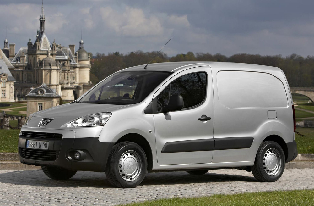 Порог левый Peugeot Partner 2, Citroen Berlingo B9 (Klokkerholm)