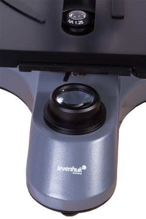 Микроскоп Levenhuk 740T, тринокулярный