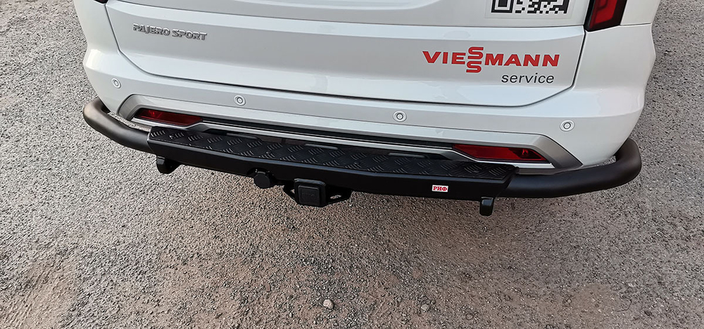 Бампер задний силовой/защита штатного бампера Mitsubishi Pajero Sport 2021+ c квадратом под фаркоп РИФ