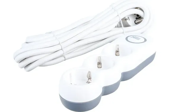Удлинитель IEK Uno 3*5 ПВС 3*1,5 с заземлением 39713