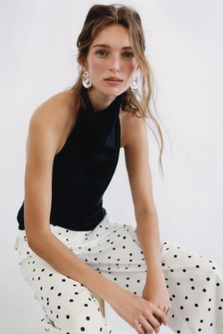 ZARA АТЛАСНЫЙ ТОП С ГОРЛОВИНОЙ ХАЛТЕР, ЧЕРНЫЙ