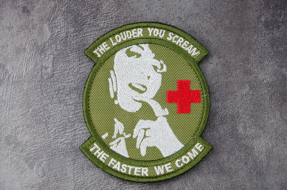Шеврон Medic. The Louder You Scream. The Faster We Come вышивка. Олива