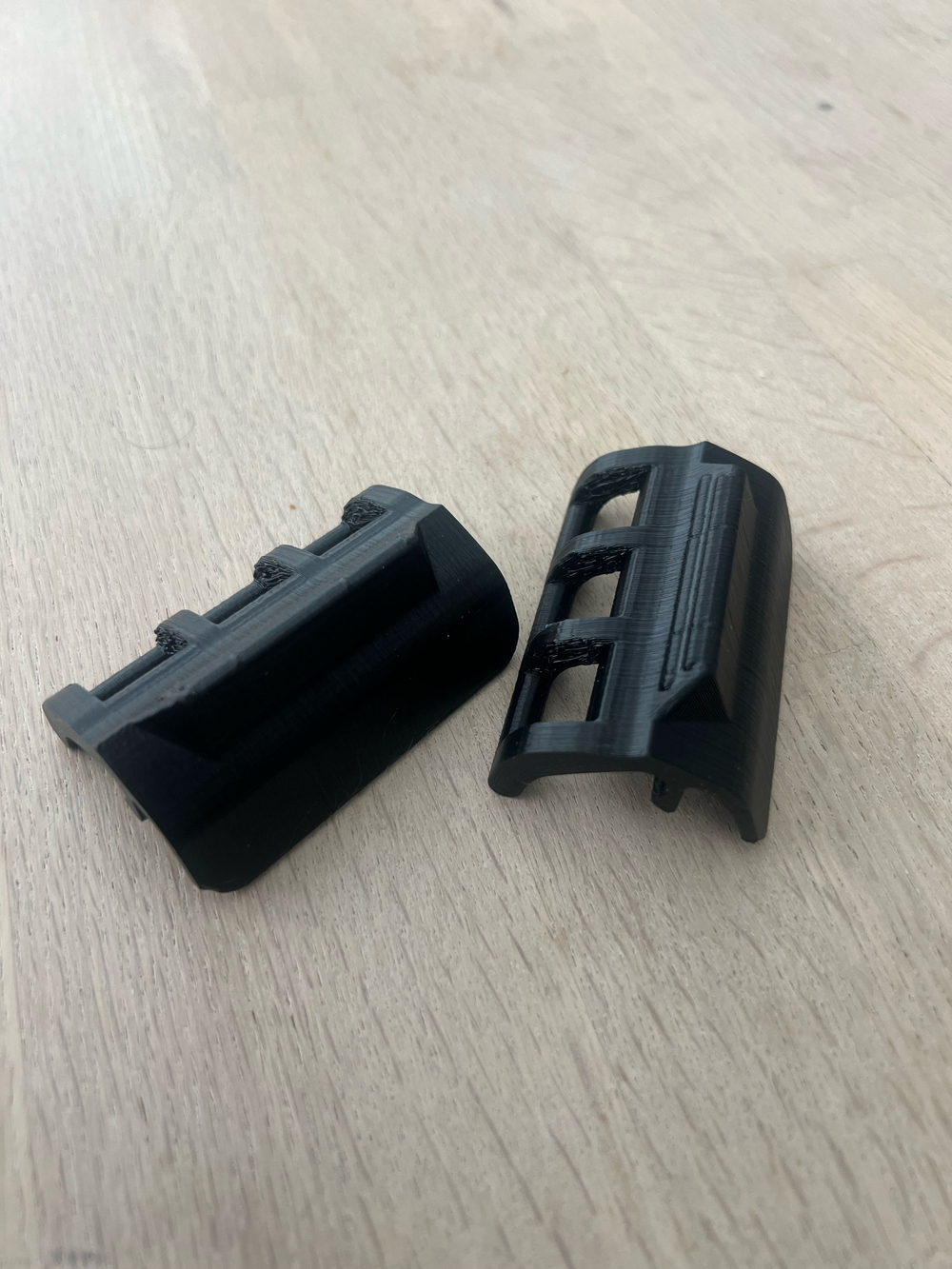 Защелка на Кофр 96л BRP Maverick R 715007182 - 2 штуки