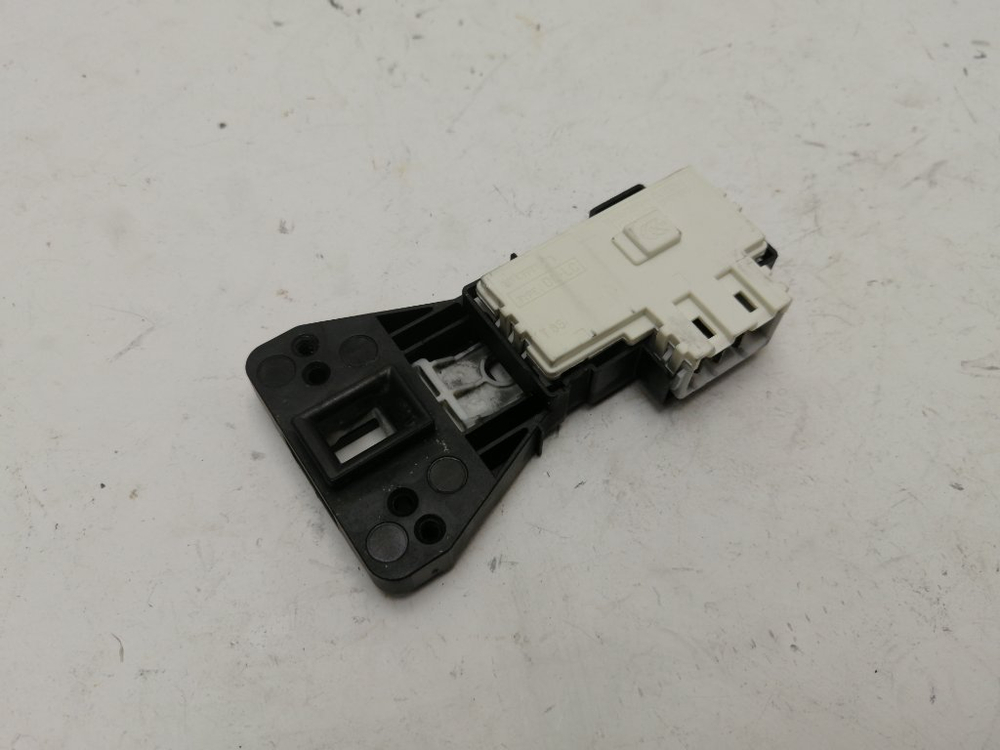WF8590NMW9 кт114 Блокировка люка для стиральной машины Samsung WF8590NMW9 б/у