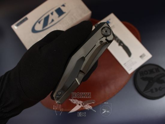 Складной нож Zero Tolerance 0470S110V c клинком из стали CPM-S110V, рукоять медь / титан