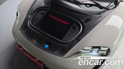 Porsche Taycan 4S — 2024