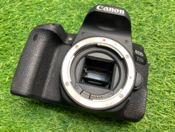 Canon EOS 77D 2.100 кадров