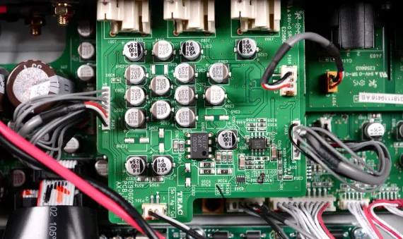 TEAC AX-505 Black