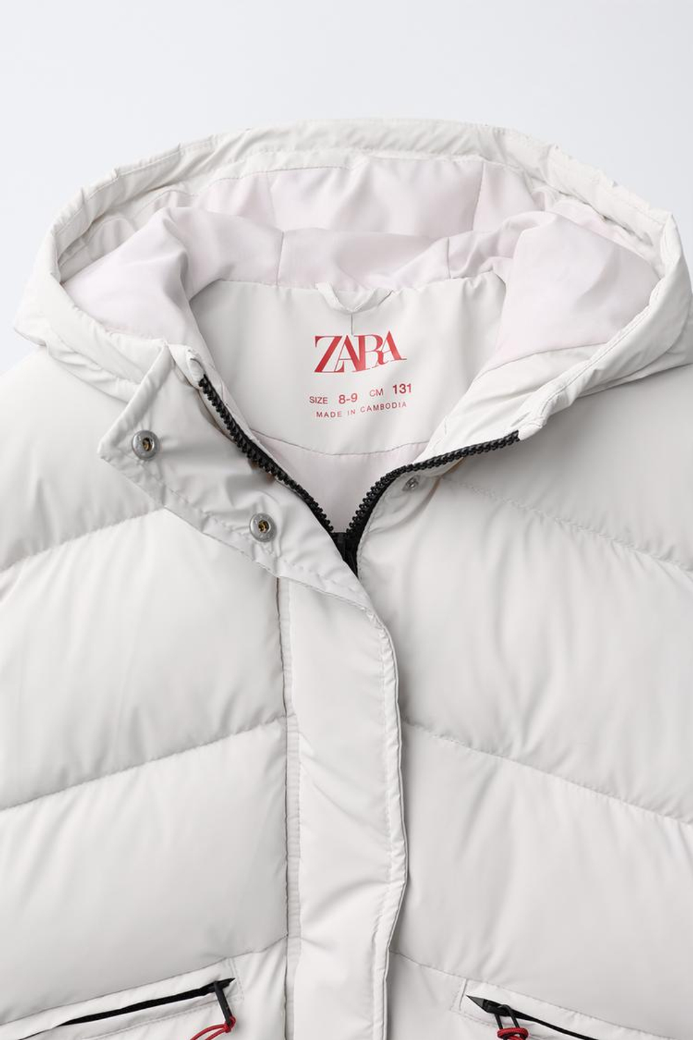 ZARA СТЕГАНОЕ ПРОРЕЗИНЕННОЕ ПАЛЬТО WATER RESISTANT, ЦВЕТ ЛЬДА