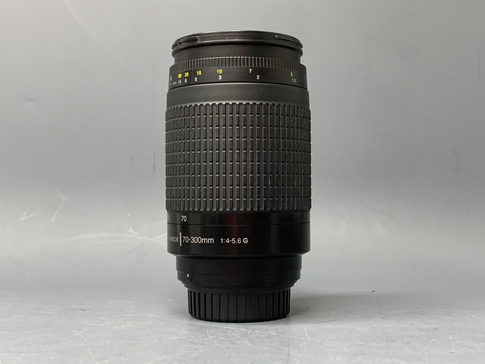 Nikon 70-300mm f/4-5.6G Zoom-Nikkor