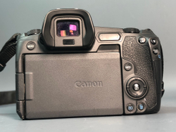 Canon EOS R 55.000 кадров