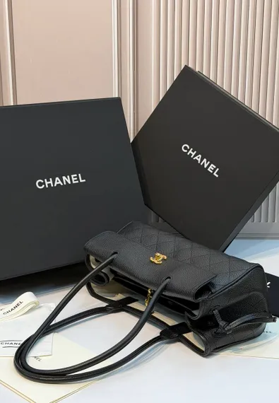 Сумка Chanel shopping bag