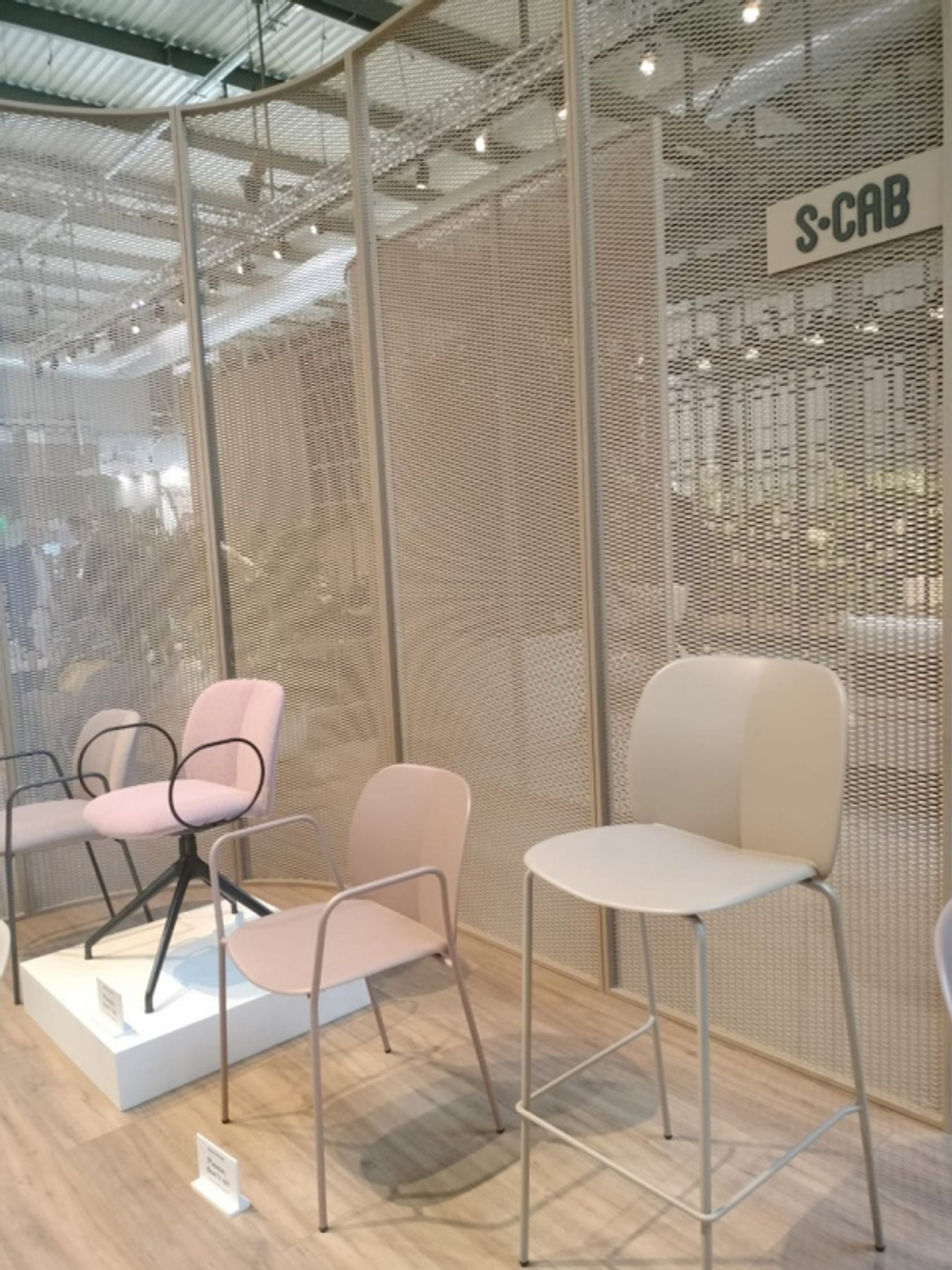 Кресло офисное с обивкой Scab Design Mentha Pop, черный, розовый