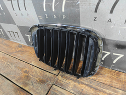 Решетка радиатора левая BMW X3 (G01), X4 (G02) 17-21 Б/У Оригинал 51137397465