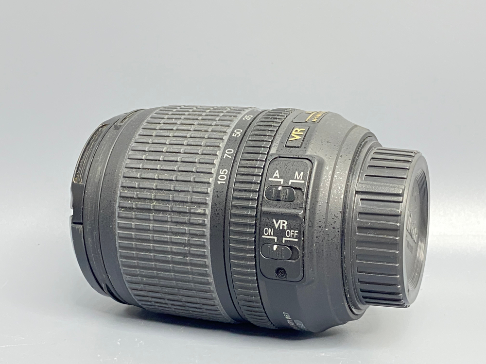 Nikon 18-105mm 3.5-5.6G AF-S ED DX VR Nikkor