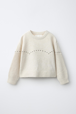ZARA СВИТЕР С ЗАКЛЕПКАМИ, ЭКРЮ
