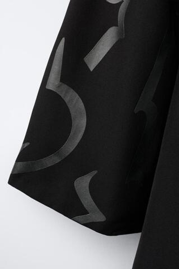 ZARA НАКИДКА KPOP DEMON HUNTERS™ NETFLIX ©, ЧЕРНЫЙ