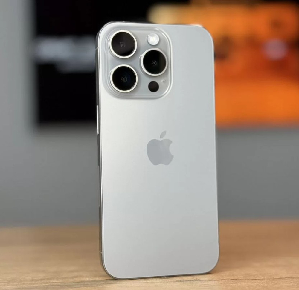 iPhone 16 Pro, 256 ГБ б/у