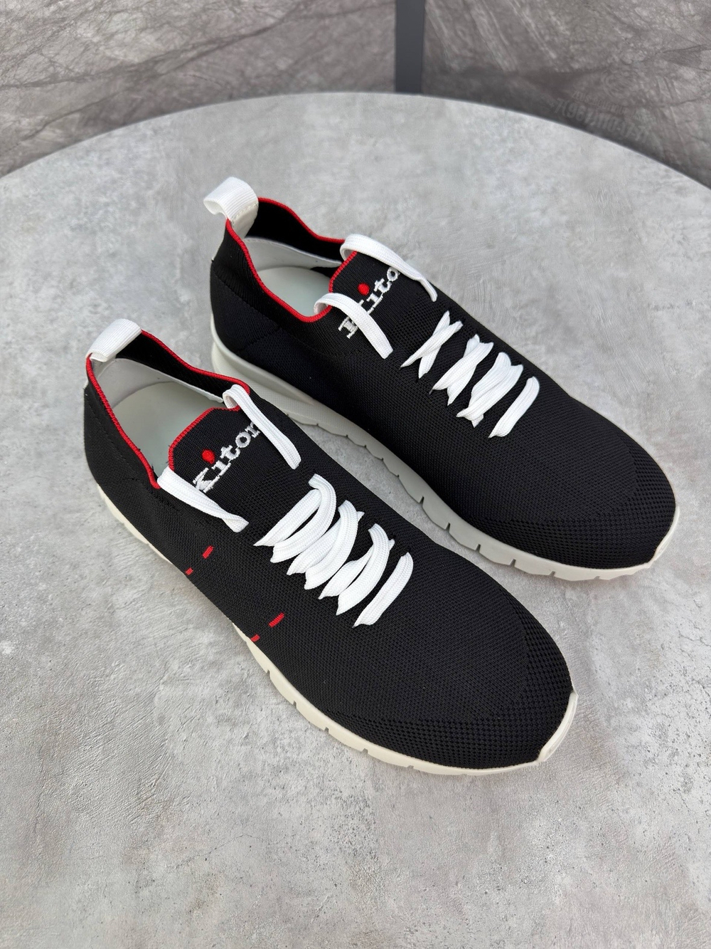 Кроссовки Kiton