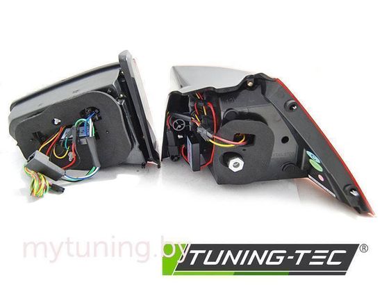 Фонари задние LED SPORT BLACK SMOKE SEQ для VW GOLF 7 13-17