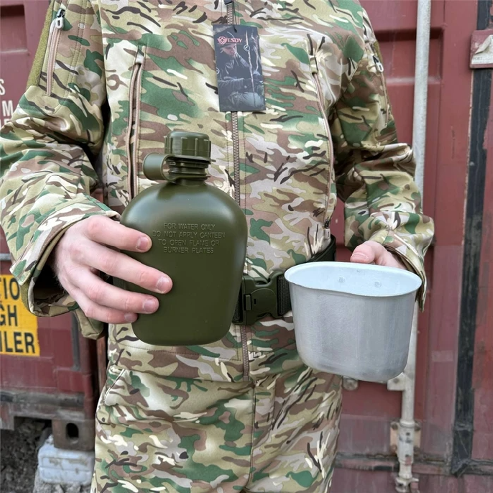Фляга с алюминиевой кружкой