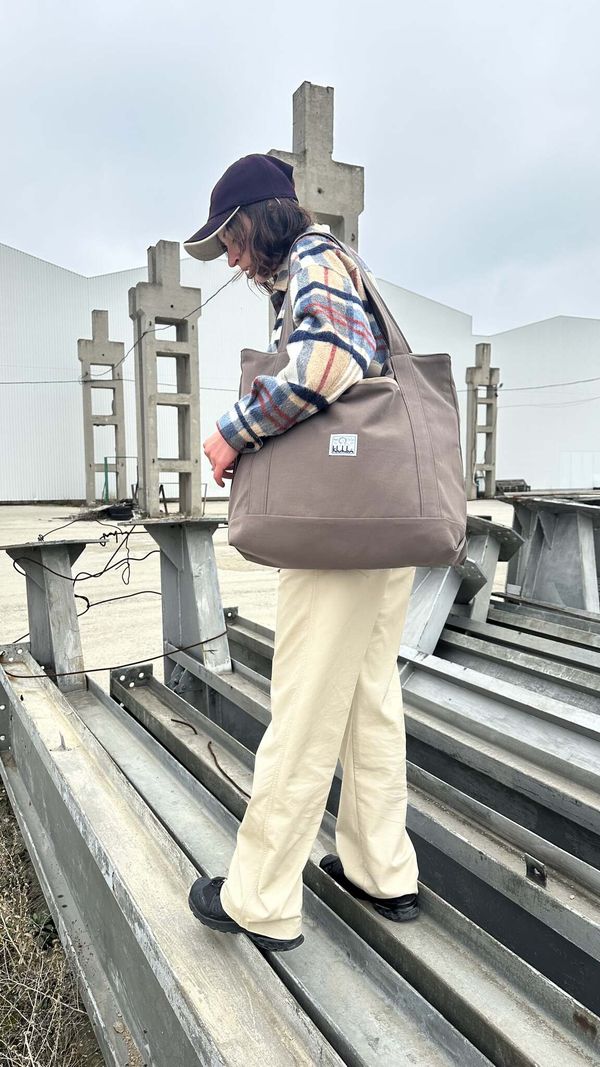 Сумка Utility Bag Mocha 001 коричневая - фото 2