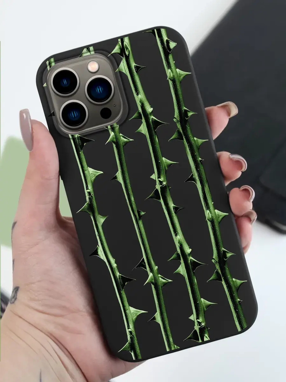 Чехол на iPhone 13 Pro Max с принтом