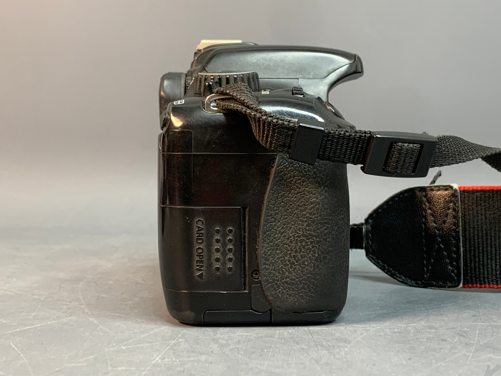 Canon EOS 550D 44.395 кадров