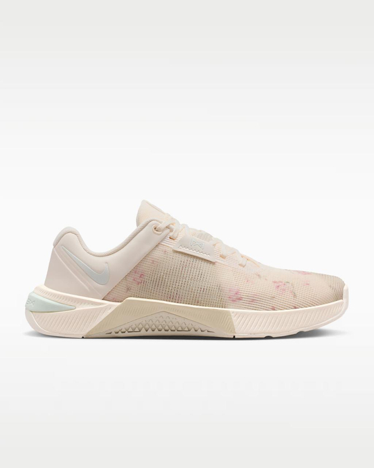 Кроссовки женские Nike Metcon 10 SE (Бежевые)
