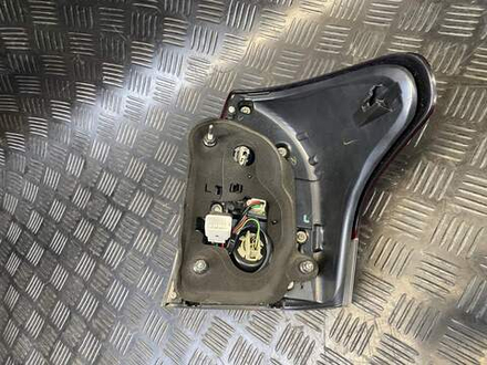 стоп левый Toyota Corolla Fielder NZE161 164 NKE165 13-106