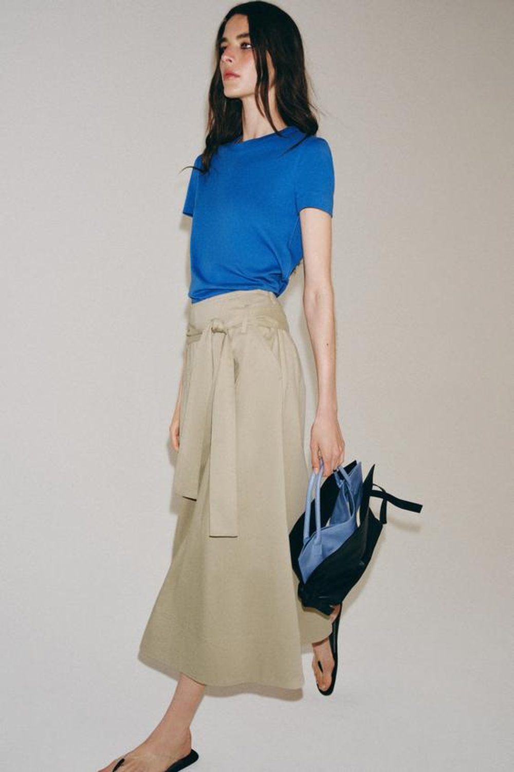 ZARA ФУТБОЛКА INTERLOCK С КОРОТКИМ РУКАВОМ, СИНИЙ ЭЛЕКТРИК