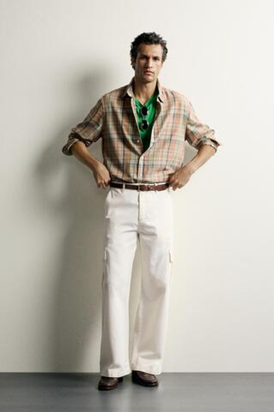 РУБАШКА REGULAR FIT В КЛЕТКУ — ZARA · 1063/447