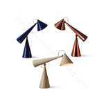 Table design lamp Pose Task by Tom Dixon