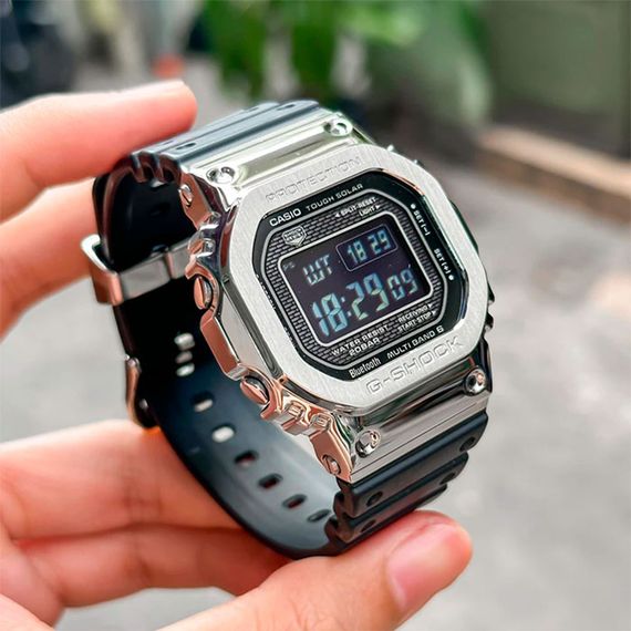 Наручные часы Casio GMW-B5000-1JF