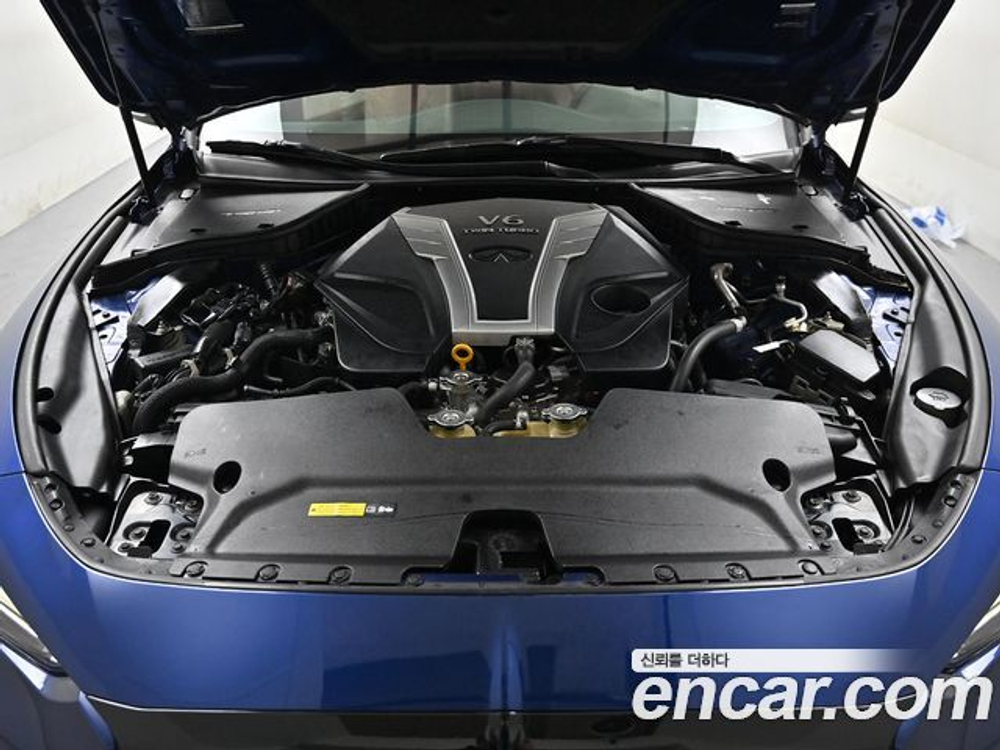 Infiniti Q60 (CV37) 3.0 — 2018