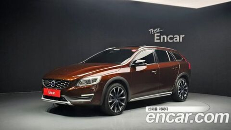 Volvo V60 Cross Country T5 AWD — 2016