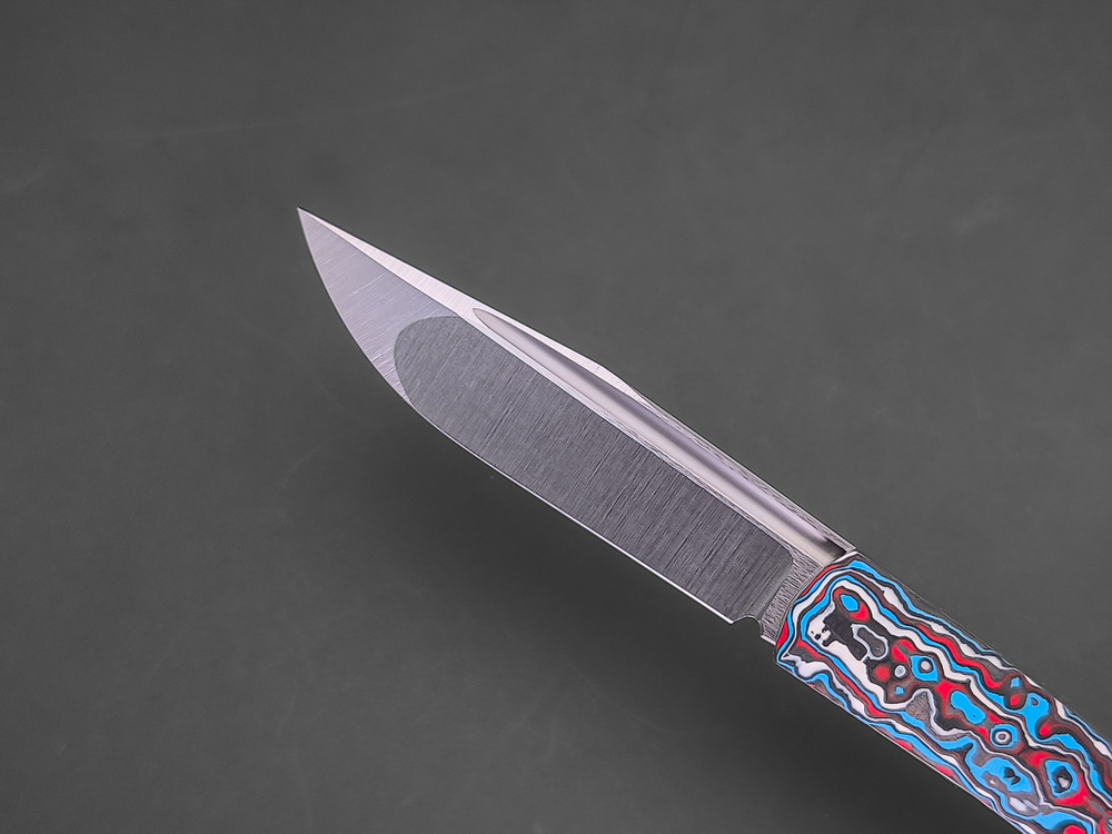 Складной нож Slip Joint [Magnacut Red Blue Carbon]
