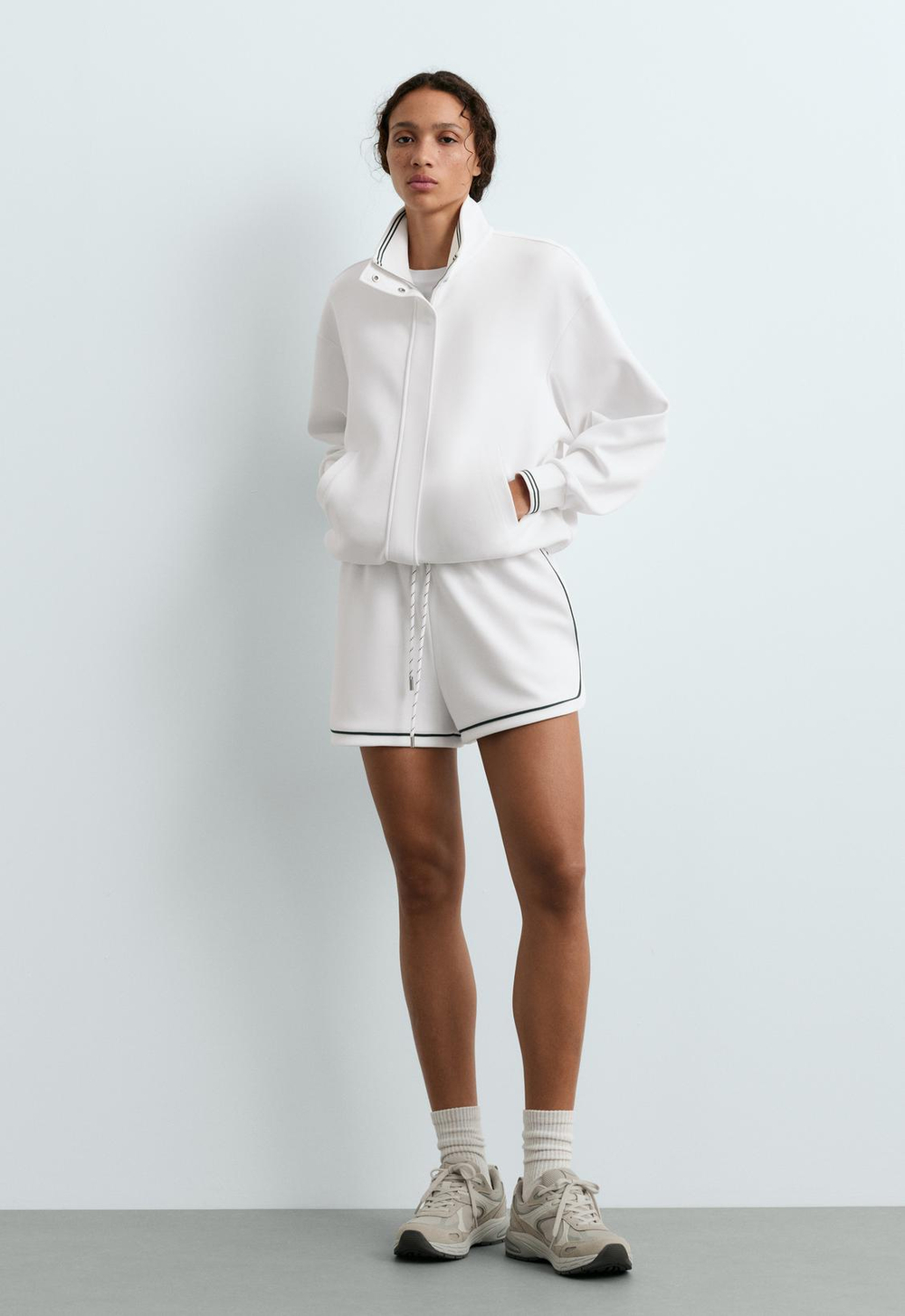 OYSHO Шорты из хлопка пике с поясом, белый