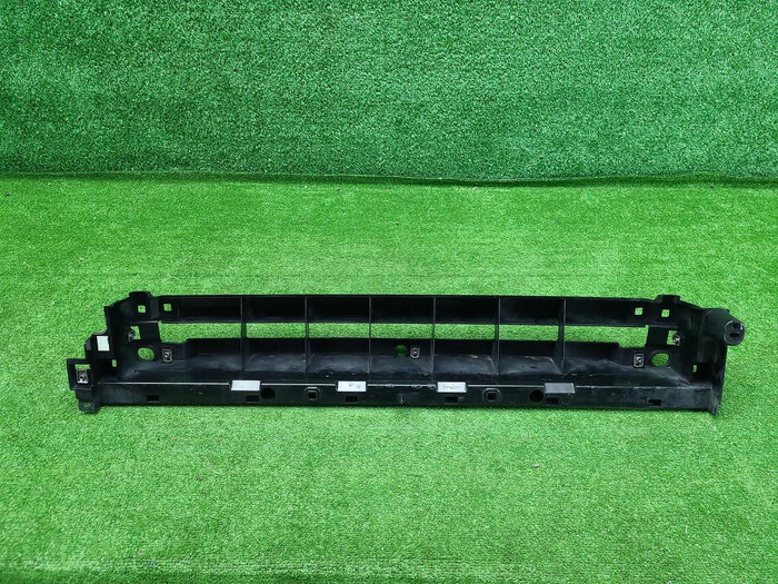 Кронштейн переднего бампера LR Defender L663 19-нв