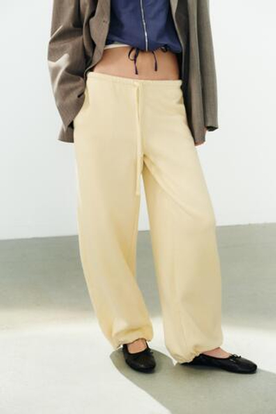 БАЗОВЫЕ ПРЯМЫЕ БРЮКИ С РЕГУЛИРУЕМЫМ НИЗОМ — ZARA