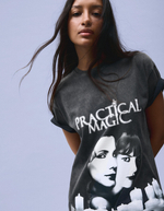 Женская футболка оверсайз PRACTICAL MAGIC - BERSHKA