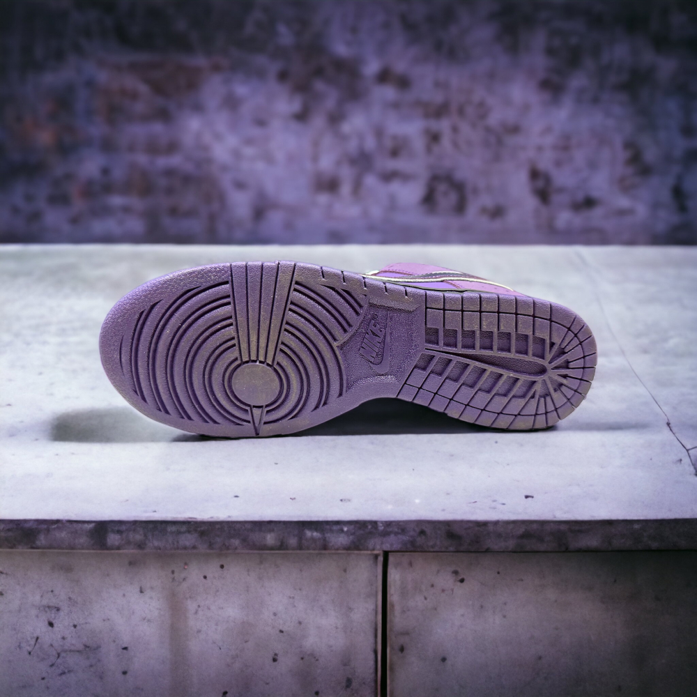 Nike SB Dunk Low • Purple Lobster
