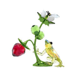 IDYLLIA:FROG BEE AND STRAWBERRY